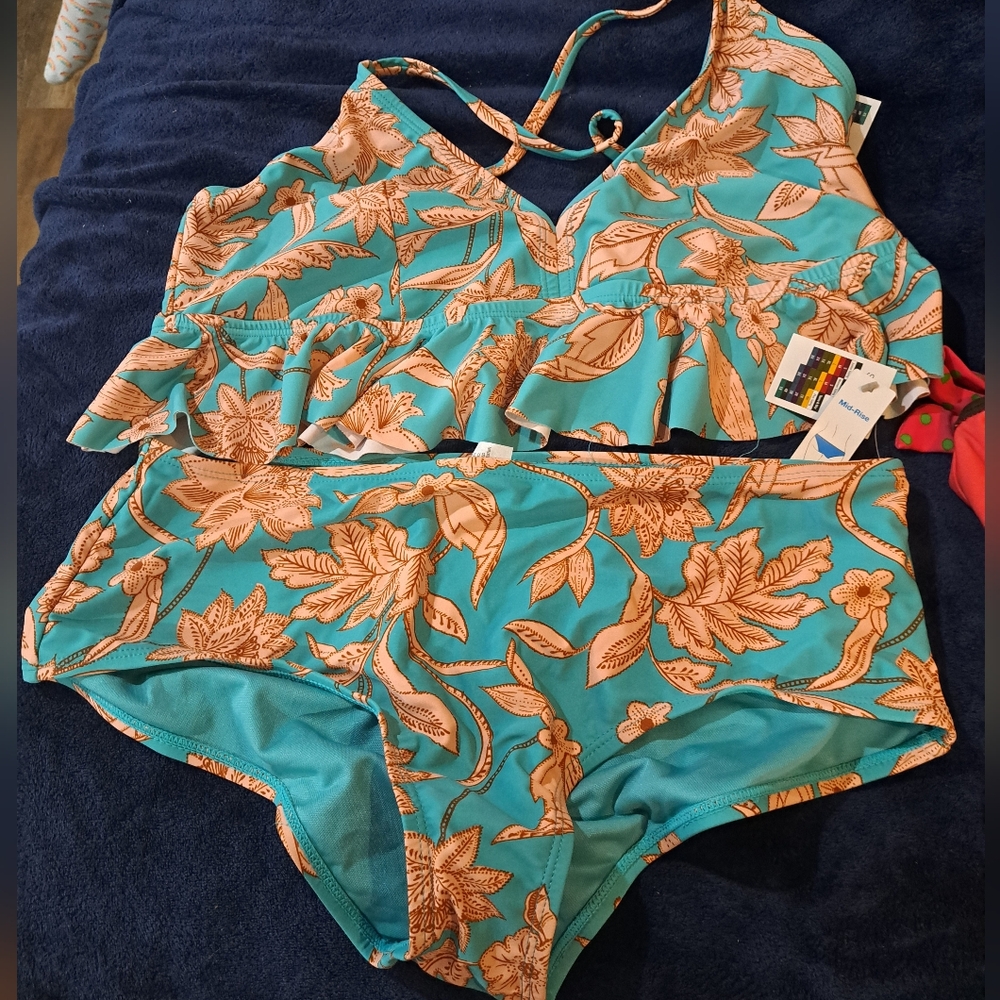 Bathing suit